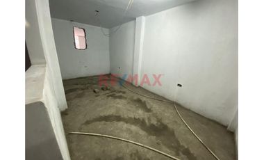 Venta De Casa 4 Pisos Sin Acabados En Laredo