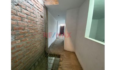 Venta De Casa 4 Pisos Sin Acabados En Laredo