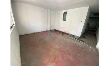 Venta De Casa 4 Pisos Sin Acabados En Laredo