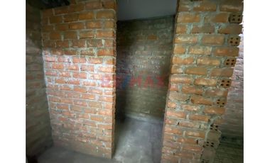 Venta De Casa 4 Pisos Sin Acabados En Laredo