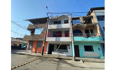 Venta De Casa 4 Pisos Sin Acabados En Laredo