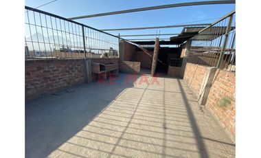 Venta De Casa 4 Pisos Sin Acabados En Laredo