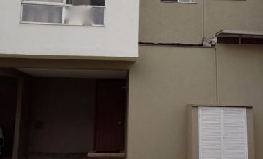 casa condominio en venta en ciudad country. Cod V4945