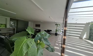 Departamento en venta de 3 dorm. En Mall Sport Lo Barnechea