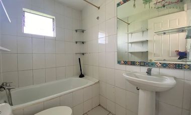Acogedora casa en terreno 800 m2 en arriendo enTalagante