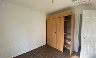 Acogedora casa en terreno 800 m2 en arriendo enTalagante