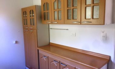 Acogedora casa en terreno 800 m2 en arriendo enTalagante