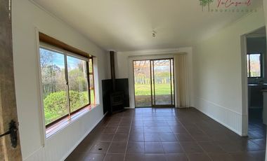 Acogedora casa en terreno 800 m2 en arriendo enTalagante