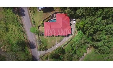 Oportunidad Única! Se Vende Casa Con Vistas Impresionantes en Sora