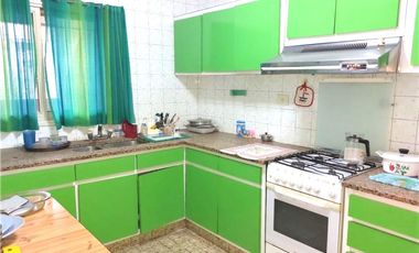 Venta casa 3 amb con escritorio y jardín- José León Suarez