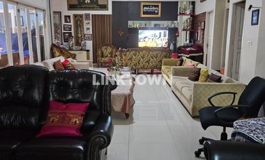 Jual Cepat Rumah Esklusif Semi Furnish Luas 490m² di Komplek Pertamina Jatiwaringin Pondok Gede