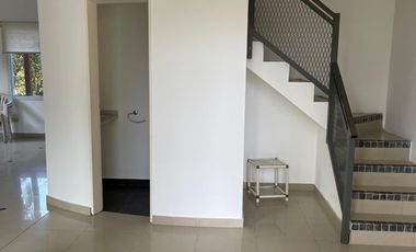 Venta de casa en Echeverria del lago