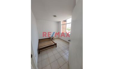 🔥Gran  Oportunidad😮 Departamento En Venta 📮 Mz B Lt 07 Dpto 301  Urb. Los Sauces  📐 93.47 M2  A Solo  $ 70.000