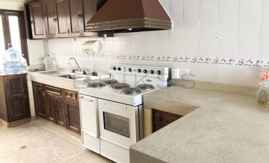 casa en venta en santa barbara occidental-usaquén. Cod V4296