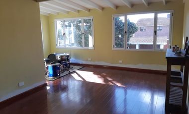 Chalet en venta en Villa Udaondo