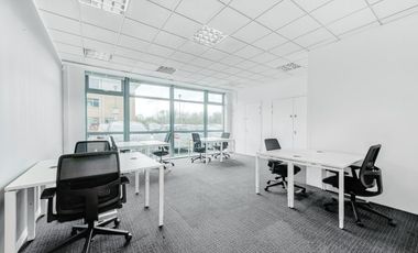 Discover many ways to work your way in Regus Bella Terra Lifestyle Center