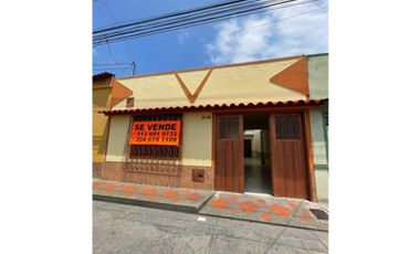 Se vende casa en barrio Uribe