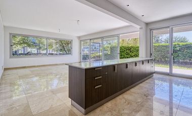 PILAR • KM 43.5 • AYRES VILA • 2 AMBIENTES • COCHERA