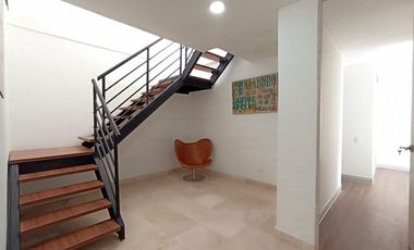 apartamento en arriendo en ciudad jardín. Cod A117899