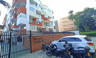 apartamento en arriendo en ciudad jardín. Cod A117899