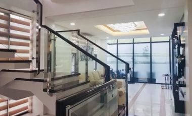 4-Level House in Monteritz Classic Estates