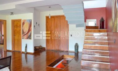 Daniela Esteche Realty & Home La Peregrina Casa Neoclasica