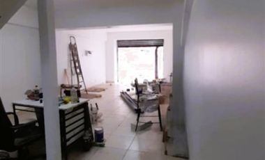 OPORTUNIDAD VENDO LOCAL COMERCIAL 76M2 MERCED/SAN ANTONIO