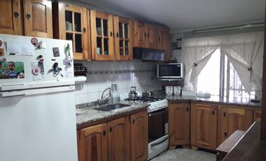 VENTA - ALDO BONZI - CASA 4 AMB - COD 862