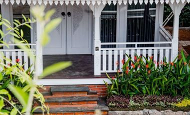 DIJUAL VILLA MEWAH DI PECATU BALI, HARGA MURAH COCOK UNTUK INVESTASI