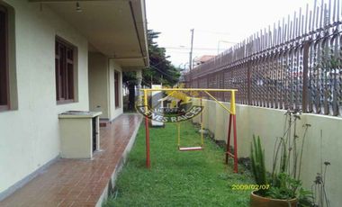 Casa de venta en Av. 10 de Agosto – código:10637