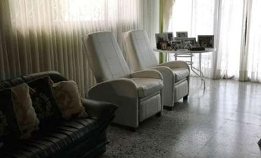 casa en venta en los alpes. Cod V72200