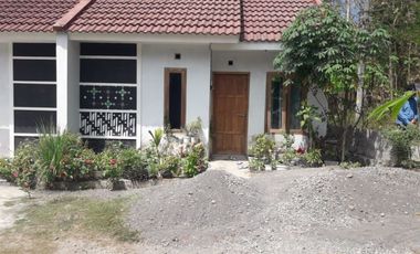 rumah krembangan asri akses jalan aspal lebar
