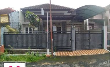 Rumah Bagus Luas 190 di Bunga Kalpataru Sukarno Hatta Malang