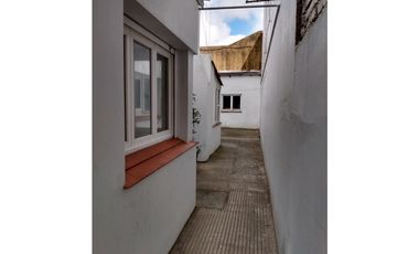 PH 3 AMBIENTES, GRAN PATIO, COCHERA 3 LUGARES, AMPLIO QUINCHO!!