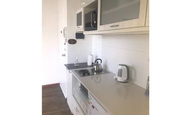 Departamento de dos ambientes a la calle  todo a nuevo