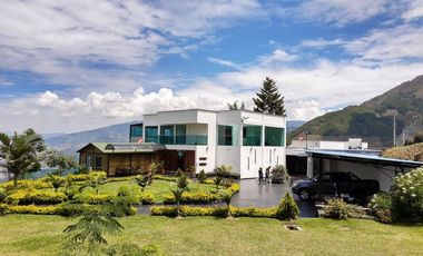 SENSACIONAL CASA CAMPESTRE EN NORTEAMERICA