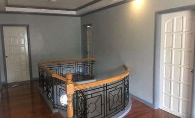 House For Rent in Pasay For Chinese Staff House 75 person OK