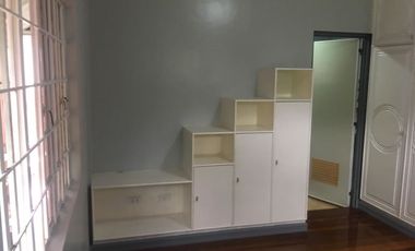 House For Rent in Pasay For Chinese Staff House 75 person OK