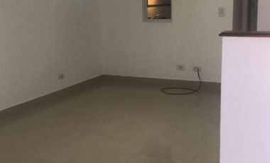 TRIPLEX 4 AMBIENTES EN QUILMES OESTE.