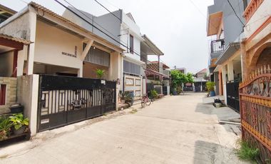 Rumah SHM 14 Menit ke Transpark Juanda Bekasi Dibantu KPR J-36199