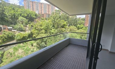 apartamento en arriendo en el trianon. Cod A512597