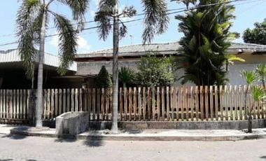 Rumah Bintang Diponggo, Strategis