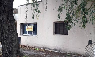 Casa a reciclar O demoler con gran terreno excelente zona