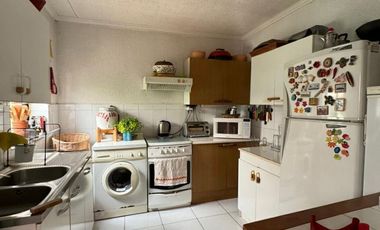 Se Vende Casa con Gran Terreno en Limache