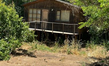 Se Vende Casa con Gran Terreno en Limache