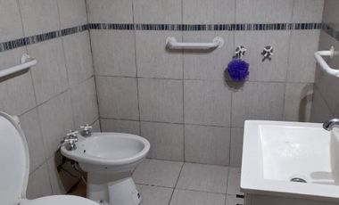 Casa en venta en Quilmes Este