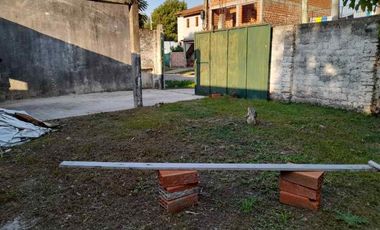 Casa en venta en Quilmes Este