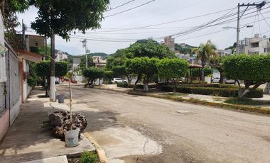 MAGNÍFICA Y CÉNTRICA CASA EN MAGALLANES