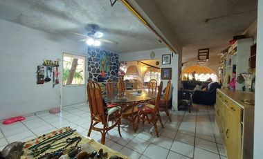 MAGNÍFICA Y CÉNTRICA CASA EN MAGALLANES