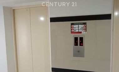 Gading Nias ,Tower Alamanda,  Lantai 18, Owner Mau Pindah.